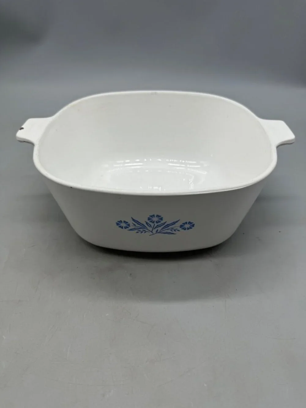 Corning Ware 2 1/2 Qt Casserole Dish Blue Cornflower Pattern Made In USA READ